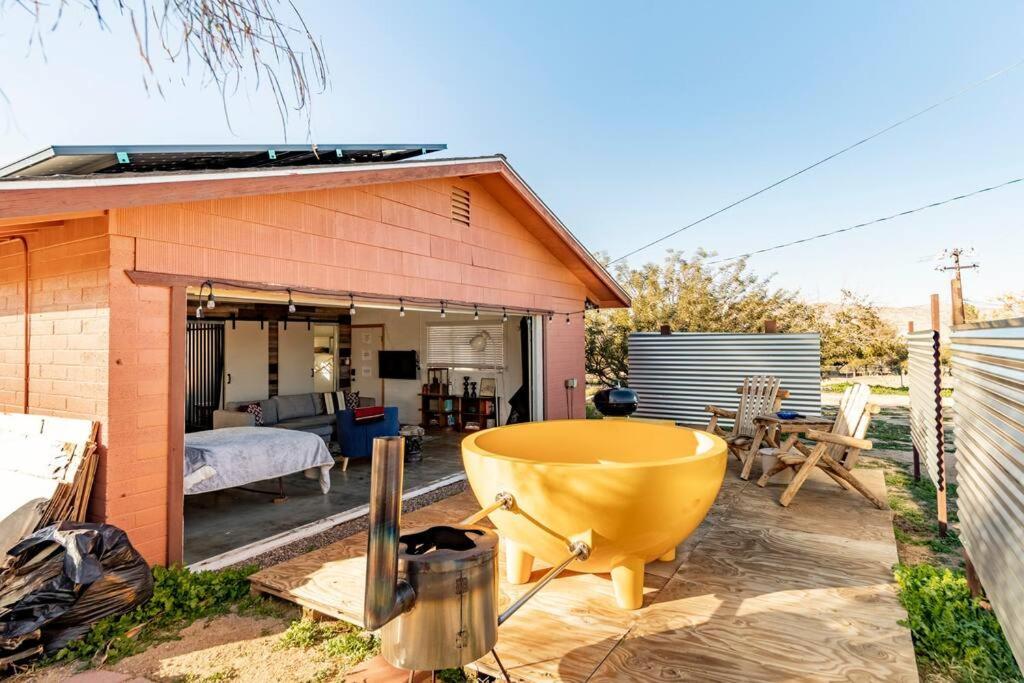 Jt'S Star Catcher Cabin - Hot Tub ユッカ・バレー エクステリア 写真