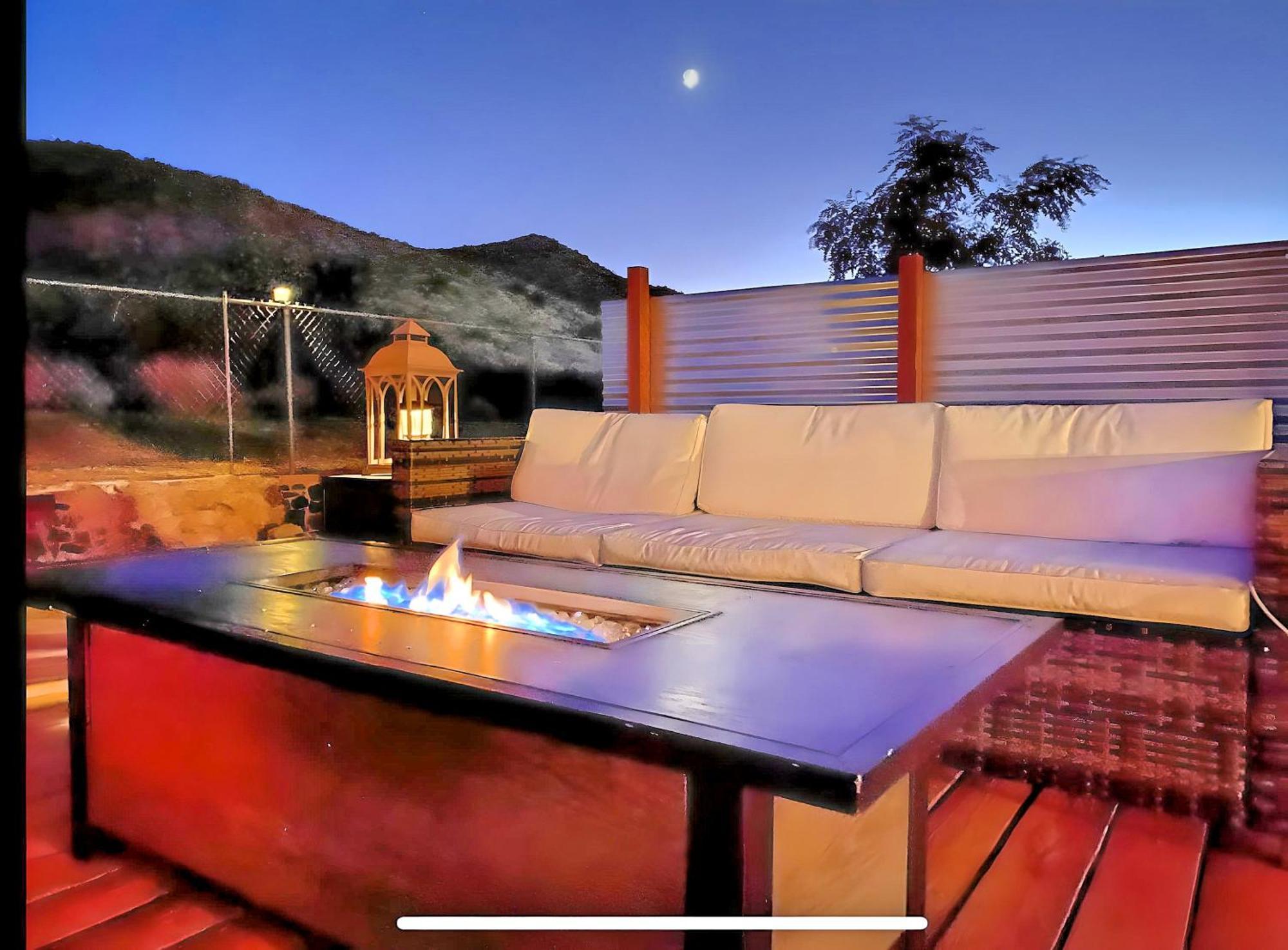 Jt'S Star Catcher Cabin - Hot Tub ユッカ・バレー エクステリア 写真